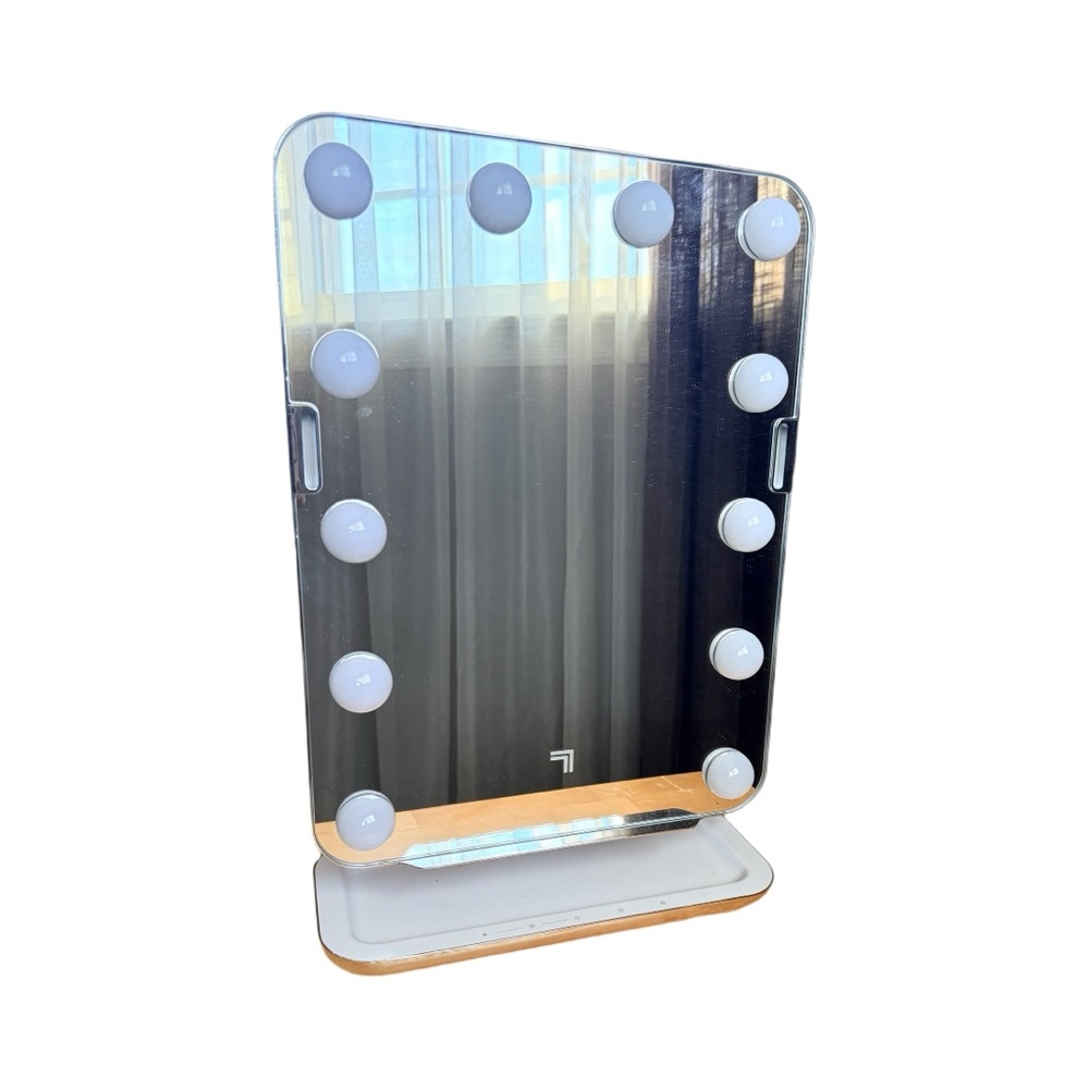 Sharper Image Spastudio Hollywood Vanity Lighted Mirror